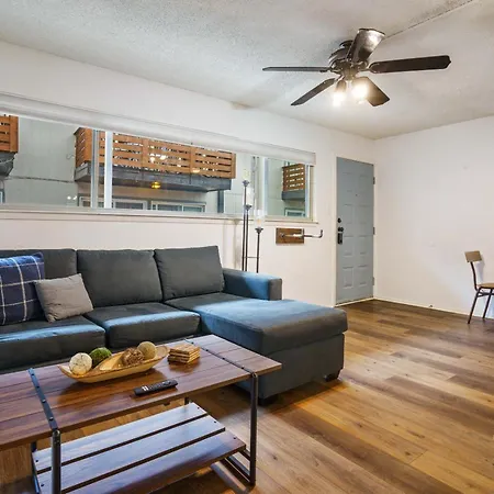 Near Ut Campus Nightlife 1Br 1Ba Apt Free Parkin By Austin Vacay